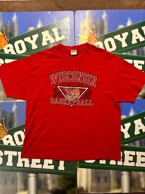 Vintage Wisconsin Badgers Basketball Red Tee